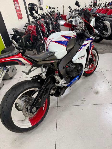 HONDA CBR 1000 RR FIRE BLADE, Foto 12