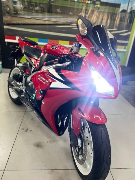 HONDA CBR 1000 RR FIRE BLADE, Foto 2