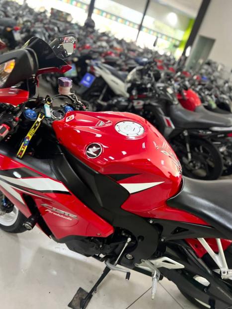 HONDA CBR 1000 RR FIRE BLADE, Foto 5
