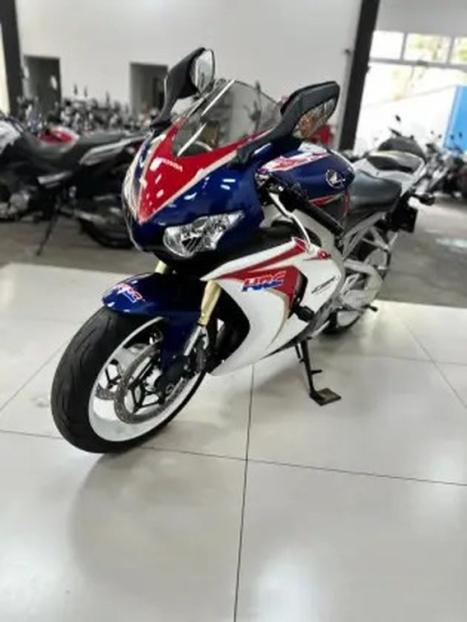 HONDA CBR 1000 RR FIRE BLADE, Foto 4