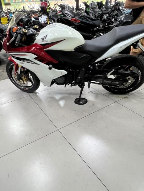 HONDA CBR 600 F , Foto 8
