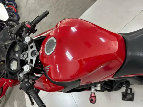 HONDA CBR 650 F , Foto 2