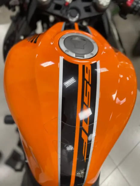 HONDA CBR 650 F , Foto 3 HONDA CBR 650 F , Foto 3