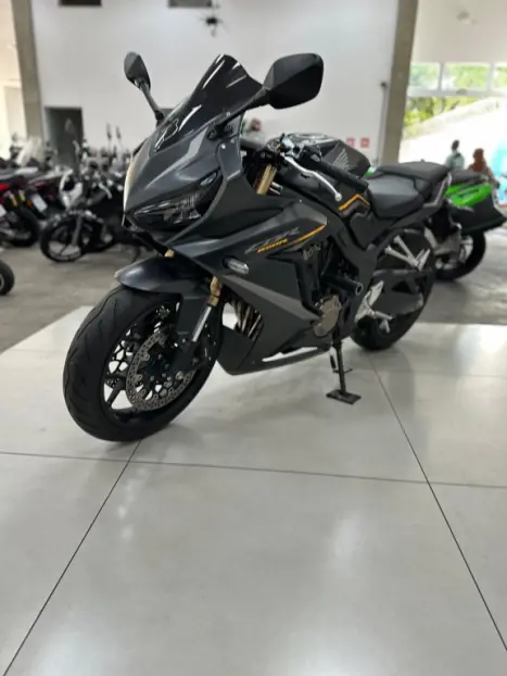 HONDA CBR 650 R ABS, Foto 2