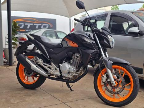 HONDA CBX Twister 250 , Foto 1