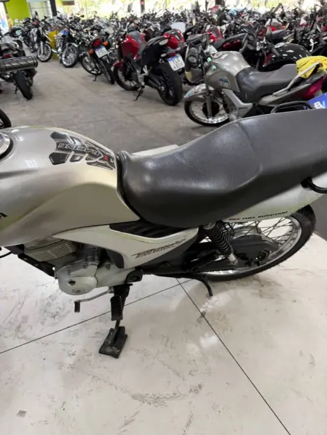 HONDA CG 150 TITAN ES, Foto 10