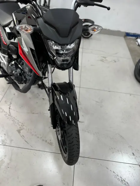 HONDA CG 160 TITAN, Foto 2 HONDA CG 160 TITAN, Foto 2