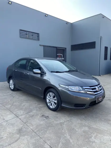 HONDA City Sedan 1.5 16V 4P LX FLEX AUTOMÁTICO, Foto 1 HONDA City Sedan 1.5 16V 4P LX FLEX AUTOMÁTICO, Foto 1