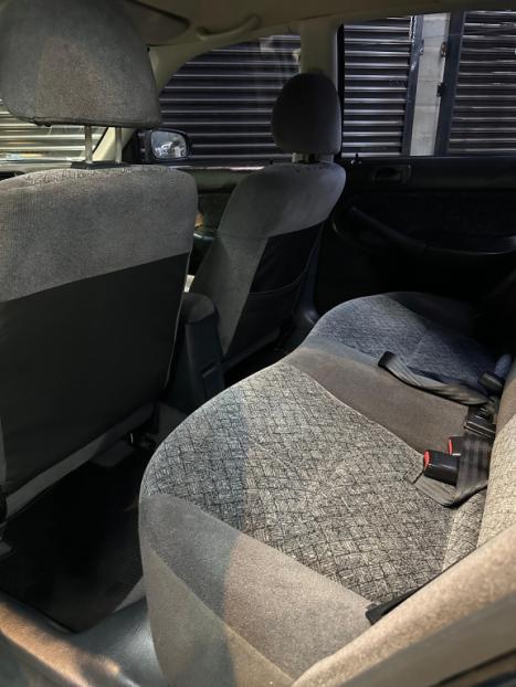 HONDA Civic 1.6 16V 4P LX, Foto 8