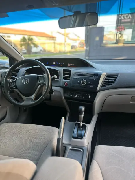 HONDA Civic 1.8 16V 4P FLEX LXS AUTOMÁTICO, Foto 8 HONDA Civic 1.8 16V 4P FLEX LXS AUTOMÁTICO, Foto 8