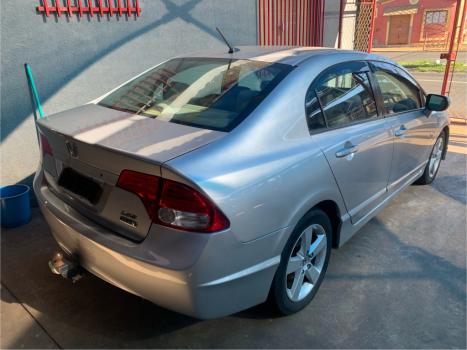 HONDA Civic 1.8 16V 4P FLEX LXS AUTOM�TICO, Foto 2