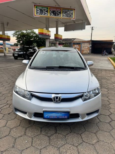 HONDA Civic 1.8 16V 4P FLEX LXS AUTOMTICO, Foto 2