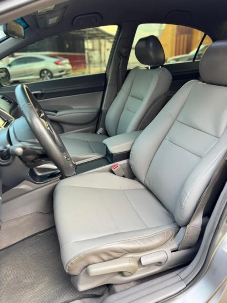 HONDA Civic 1.8 16V 4P FLEX LXS AUTOM�TICO, Foto 4