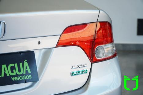 HONDA Civic 1.8 16V 4P FLEX LXS AUTOM�TICO, Foto 8