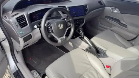 HONDA Civic 1.8 16V 4P FLEX LXL AUTOM�TICO, Foto 9