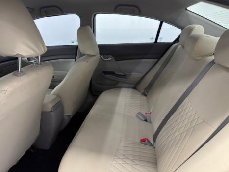 HONDA Civic 1.8 16V 4P FLEX LXS AUTOM�TICO, Foto 14
