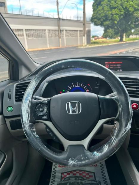 HONDA Civic 1.8 16V 4P FLEX LXS AUTOM�TICO, Foto 10
