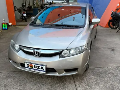 HONDA Civic 1.8 16V 4P FLEX LXS, Foto 2