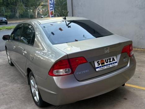 HONDA Civic 1.8 16V 4P FLEX LXS, Foto 6