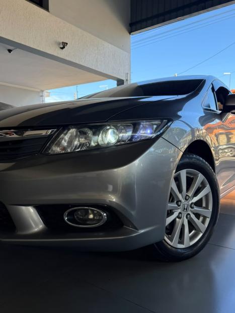 HONDA Civic 1.8 16V 4P FLEX LXS AUTOM�TICO, Foto 3