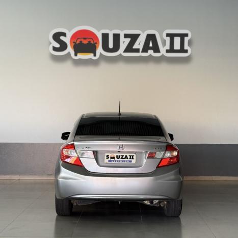 HONDA Civic 1.8 16V 4P FLEX LXS AUTOM�TICO, Foto 5