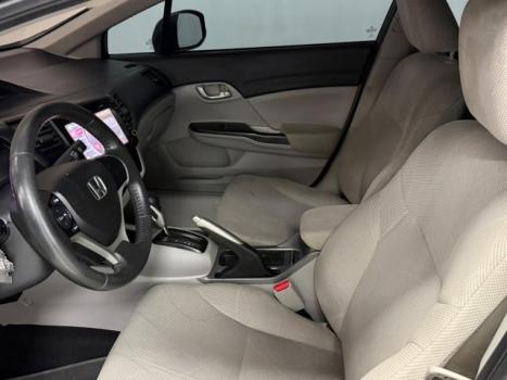 HONDA Civic 1.8 16V 4P FLEX LXS AUTOM�TICO, Foto 5