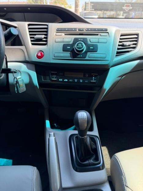 HONDA Civic 1.8 16V 4P LXS, Foto 9