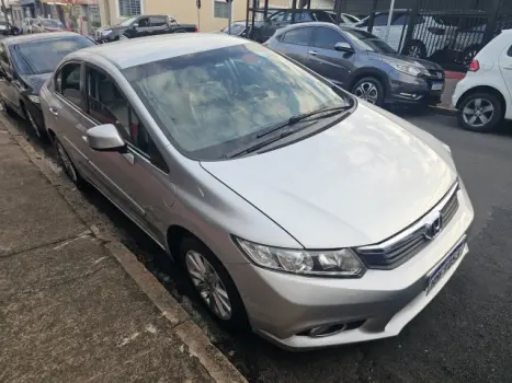 HONDA Civic 1.8 16V 4P FLEX LXS AUTOM�TICO, Foto 2