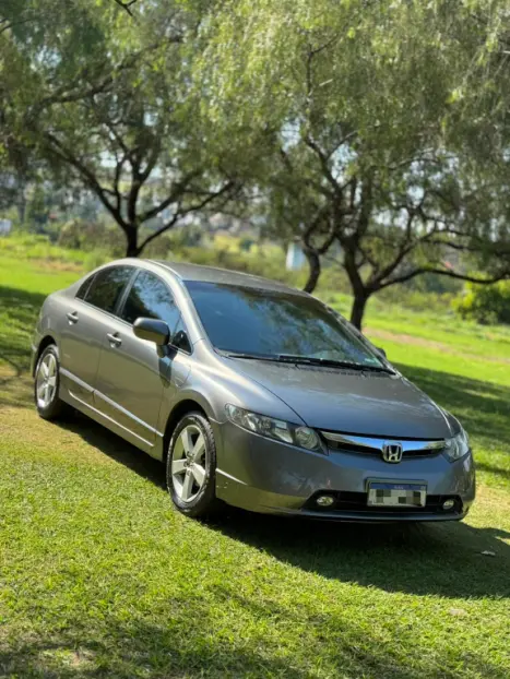 HONDA Civic 1.8 16V 4P FLEX LXS AUTOM�TICO, Foto 2