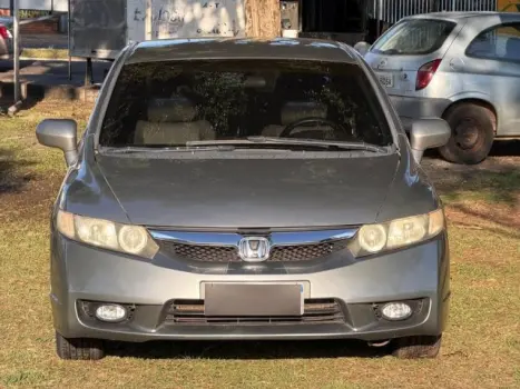 HONDA Civic 1.8 16V 4P FLEX LXS AUTOMÁTICO, Foto 1