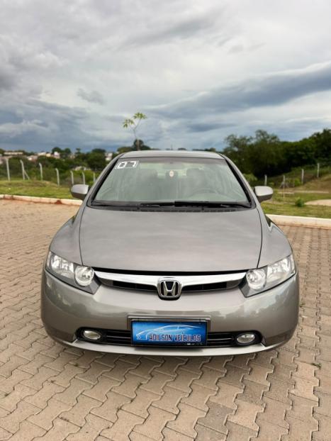 HONDA Civic 1.8 16V 4P LX AUTOMÁTICO, Foto 2