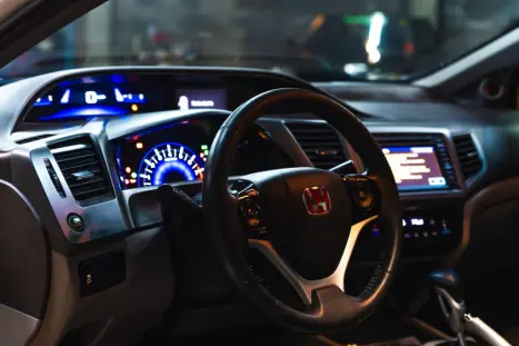 HONDA Civic 2.0 16V 4P FLEX EXR AUTOM�TICO, Foto 7