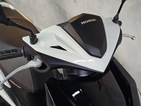 HONDA Elite 125 , Foto 8