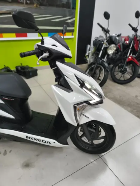 HONDA Elite 125 , Foto 3