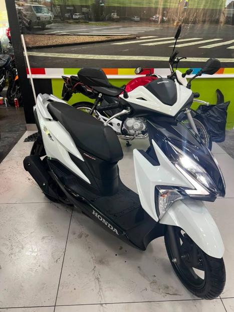 HONDA Elite 125 , Foto 3