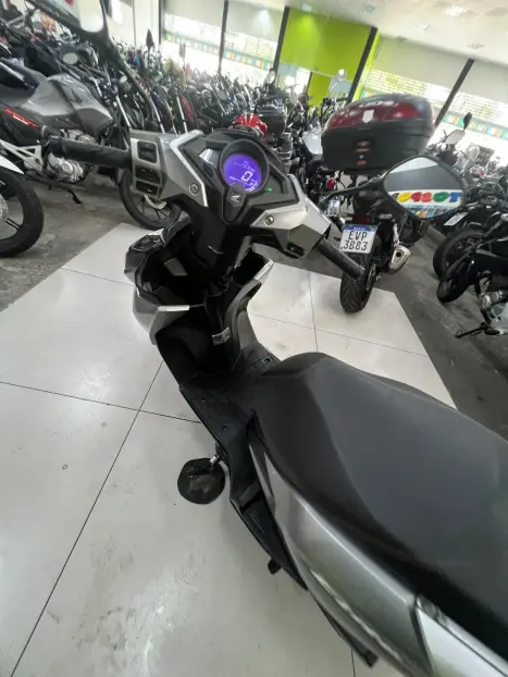 HONDA Elite 125 , Foto 3