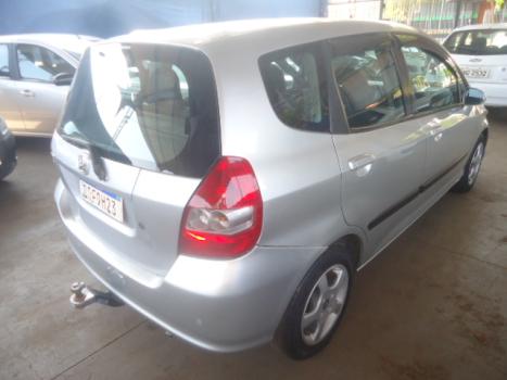 HONDA Fit 1.4 16V 4P LX, Foto 6 HONDA Fit 1.4 16V 4P LX, Foto 6