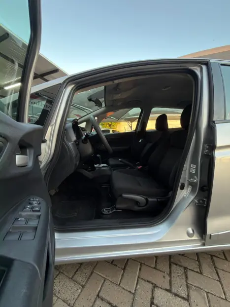 HONDA Fit 1.4 16V 4P LX FLEX AUTOM�TICO, Foto 20