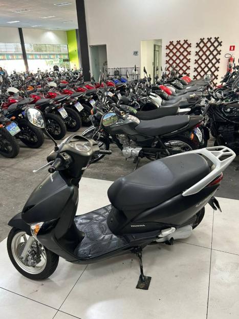 HONDA Lead 110 , Foto 2