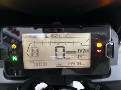 HONDA NC 700 X ABS, Foto 10