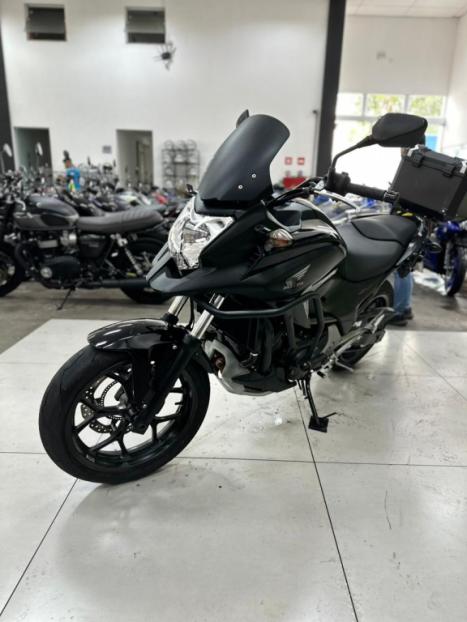 HONDA NC 750 X , Foto 2