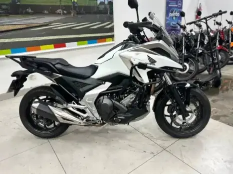 HONDA NC 750 X , Foto 2