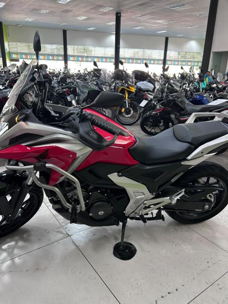 HONDA NC 750 X , Foto 2