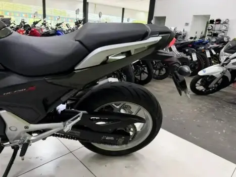 HONDA NC 750 X ABS, Foto 5