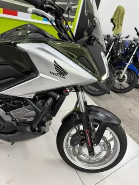 HONDA NC 750 X ABS, Foto 8