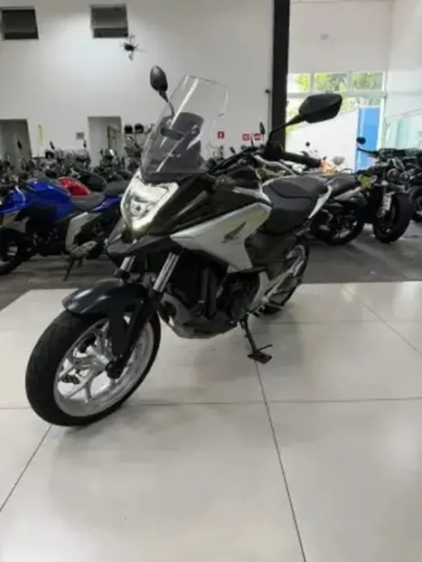 HONDA NC 750 X ABS, Foto 9