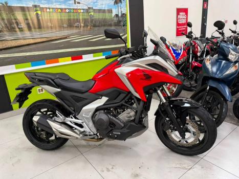 HONDA NC 750 X ABS, Foto 2