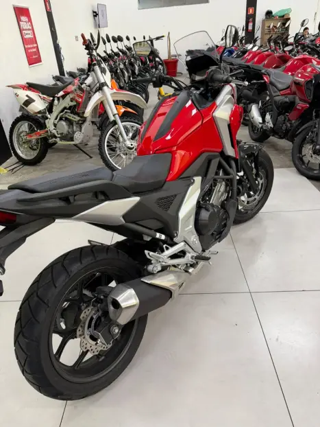 HONDA NC 750 X ABS, Foto 2