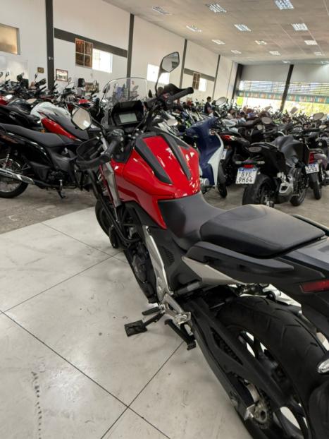 HONDA NC 750 X DCT, Foto 4