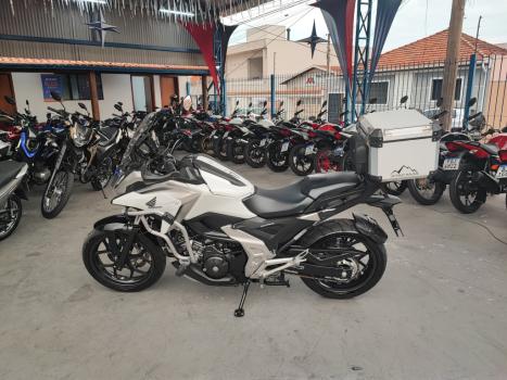 HONDA NC 750 X DCT, Foto 3